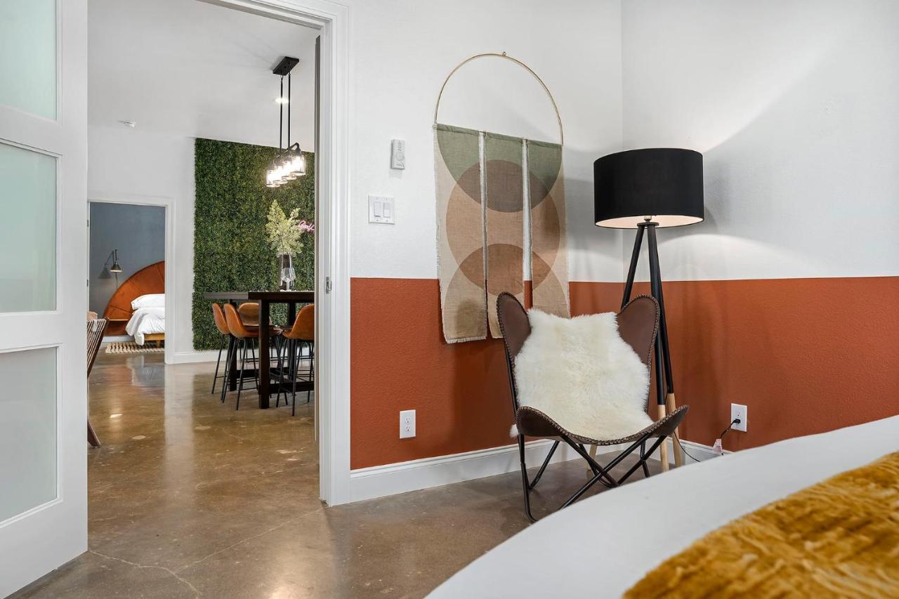 Container Haus Pet Friendly With Cowboy Pool Villa Fredericksburg Dış mekan fotoğraf