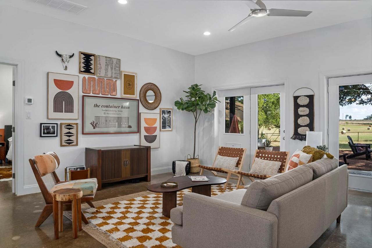 Container Haus Pet Friendly With Cowboy Pool Villa Fredericksburg Dış mekan fotoğraf